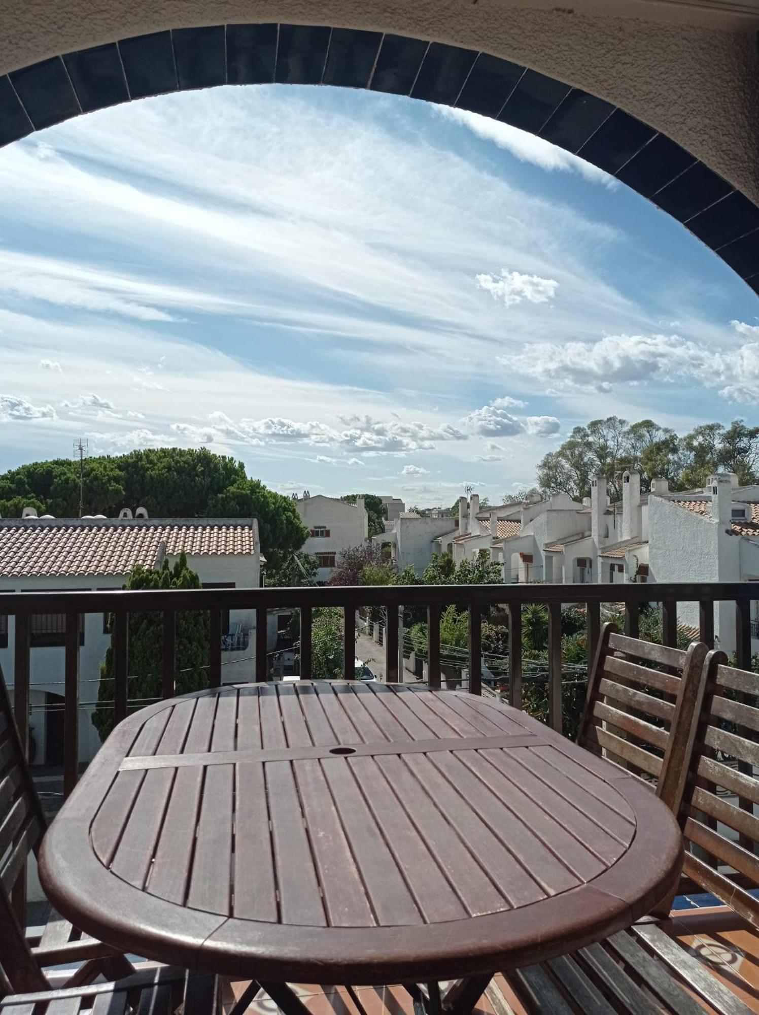 Apartamento, 3° Linea De Playa Cubelles Exterior photo