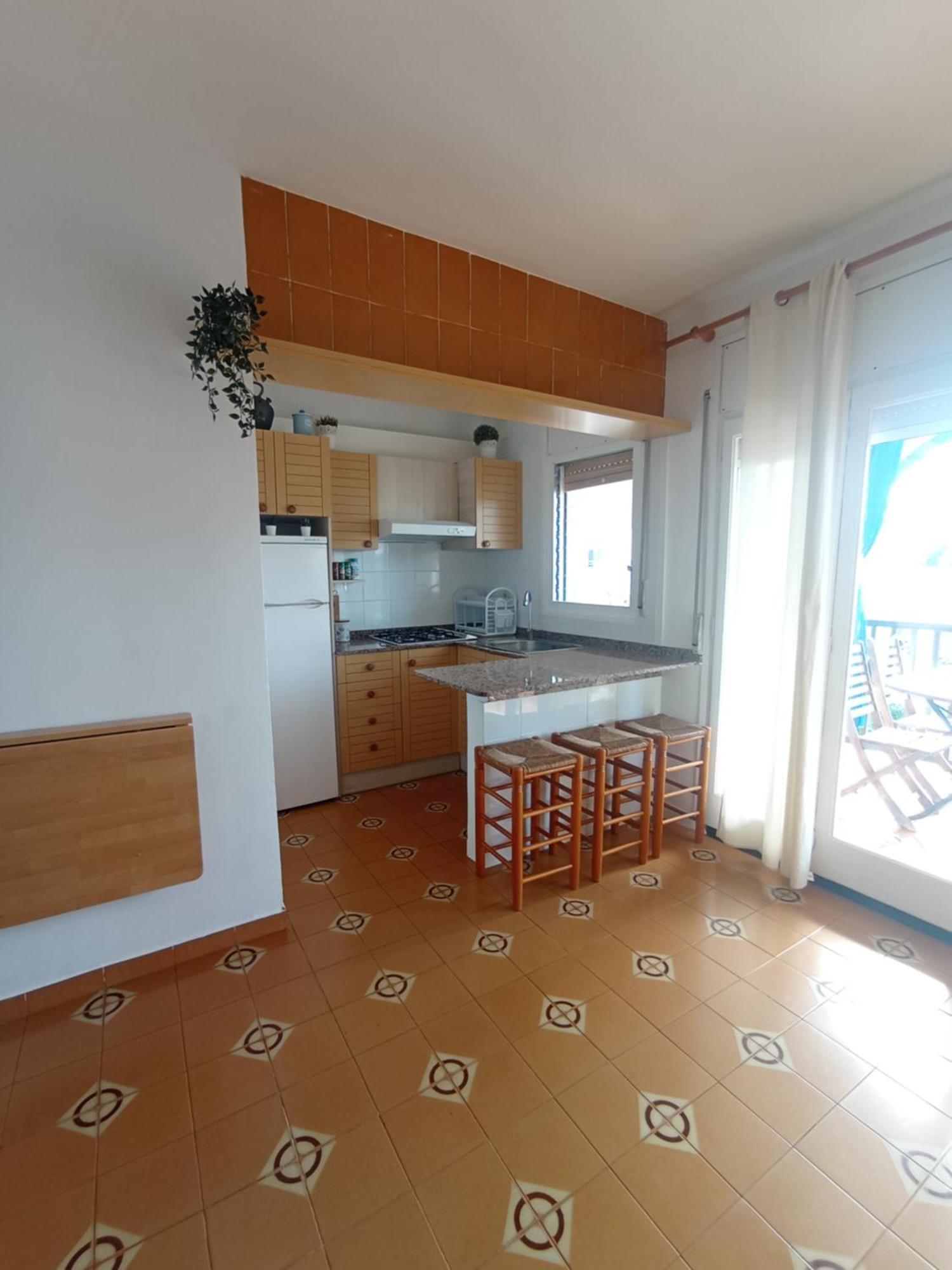 Apartamento, 3° Linea De Playa Cubelles Exterior photo